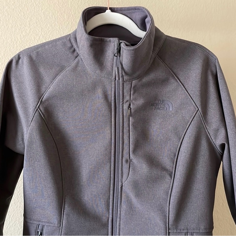 The North Face Windfall Jacket - Picture 4 of 9